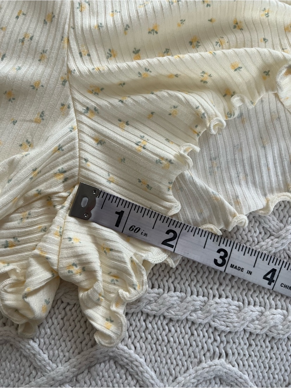 Laura Ashley “Yellow Roses” Lace-Trim Cami & Short Pajama Set Size Large - Picture 9 of 16